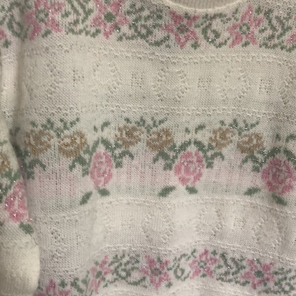 Vintage floral knit - Picture 2 of 5